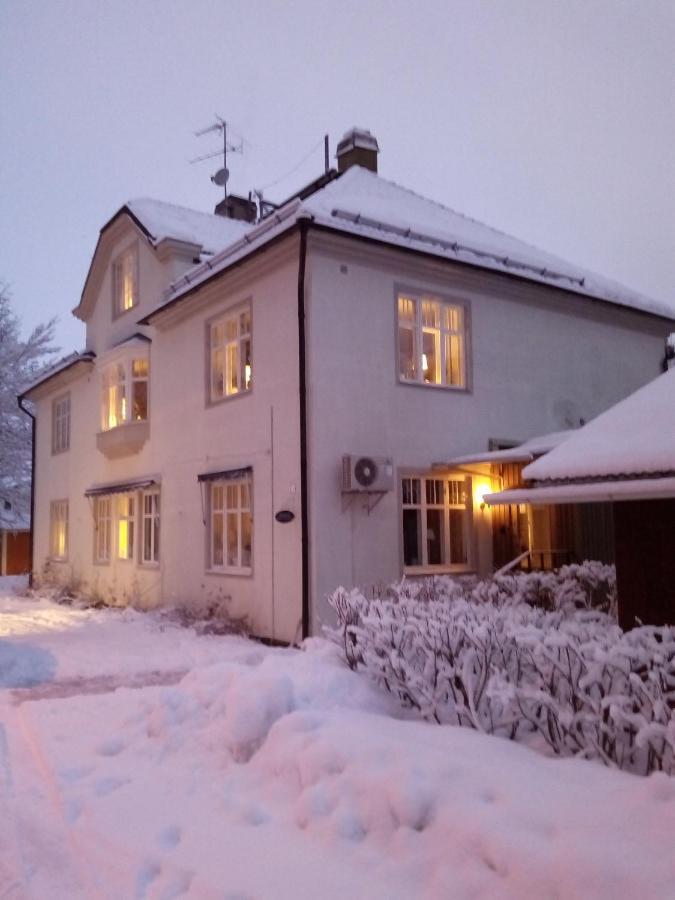Gustafs Logi Hostel Buitenkant foto
