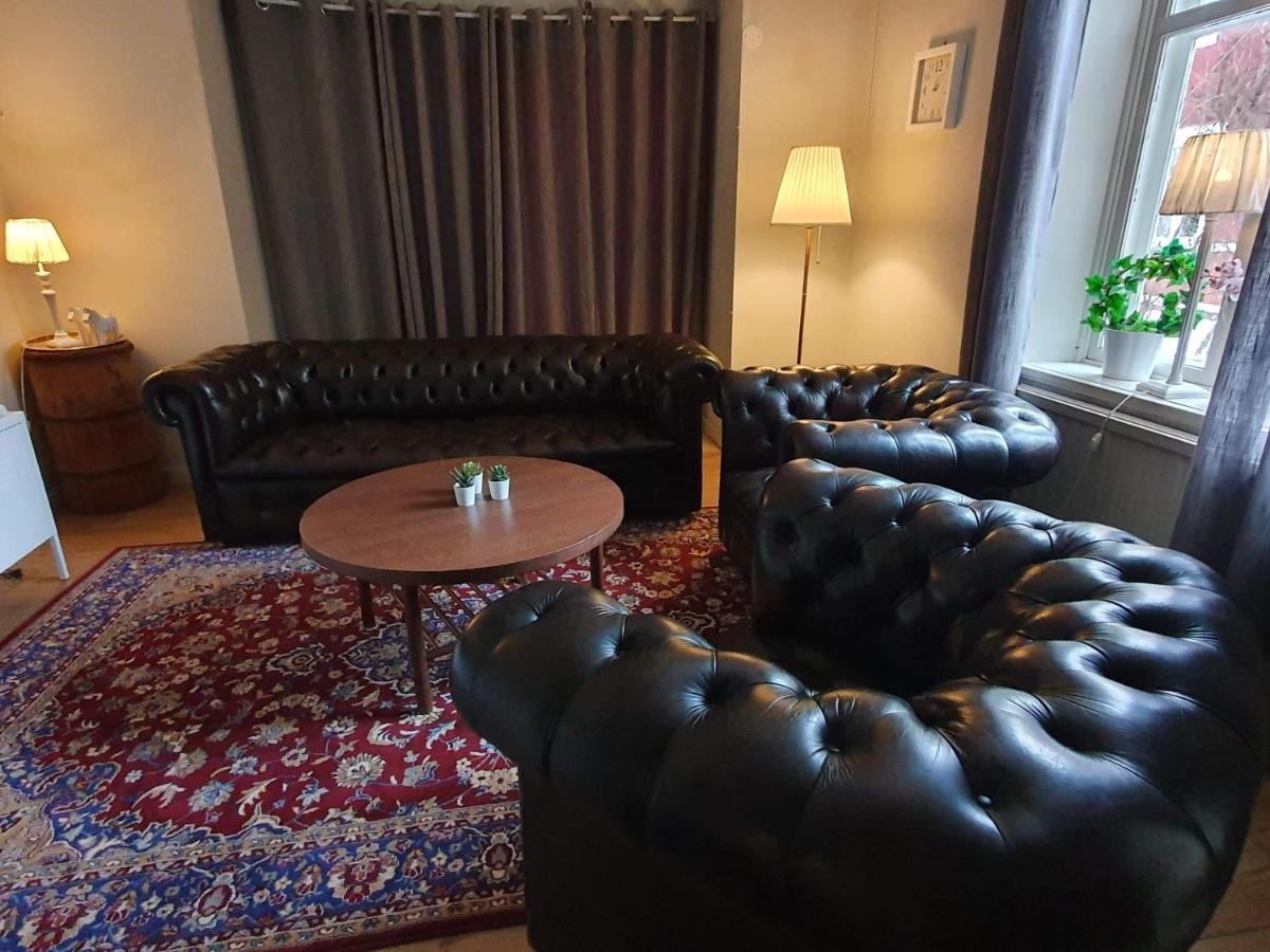 Gustafs Logi Hostel Buitenkant foto
